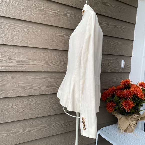 Isaac Mizrahi, Womens Button Up Blazer with Padded Shoulders - Picture 2 of 16